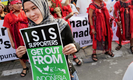 伊斯兰在东南亚的不同命运  ——以印尼和缅甸的政教关系为例